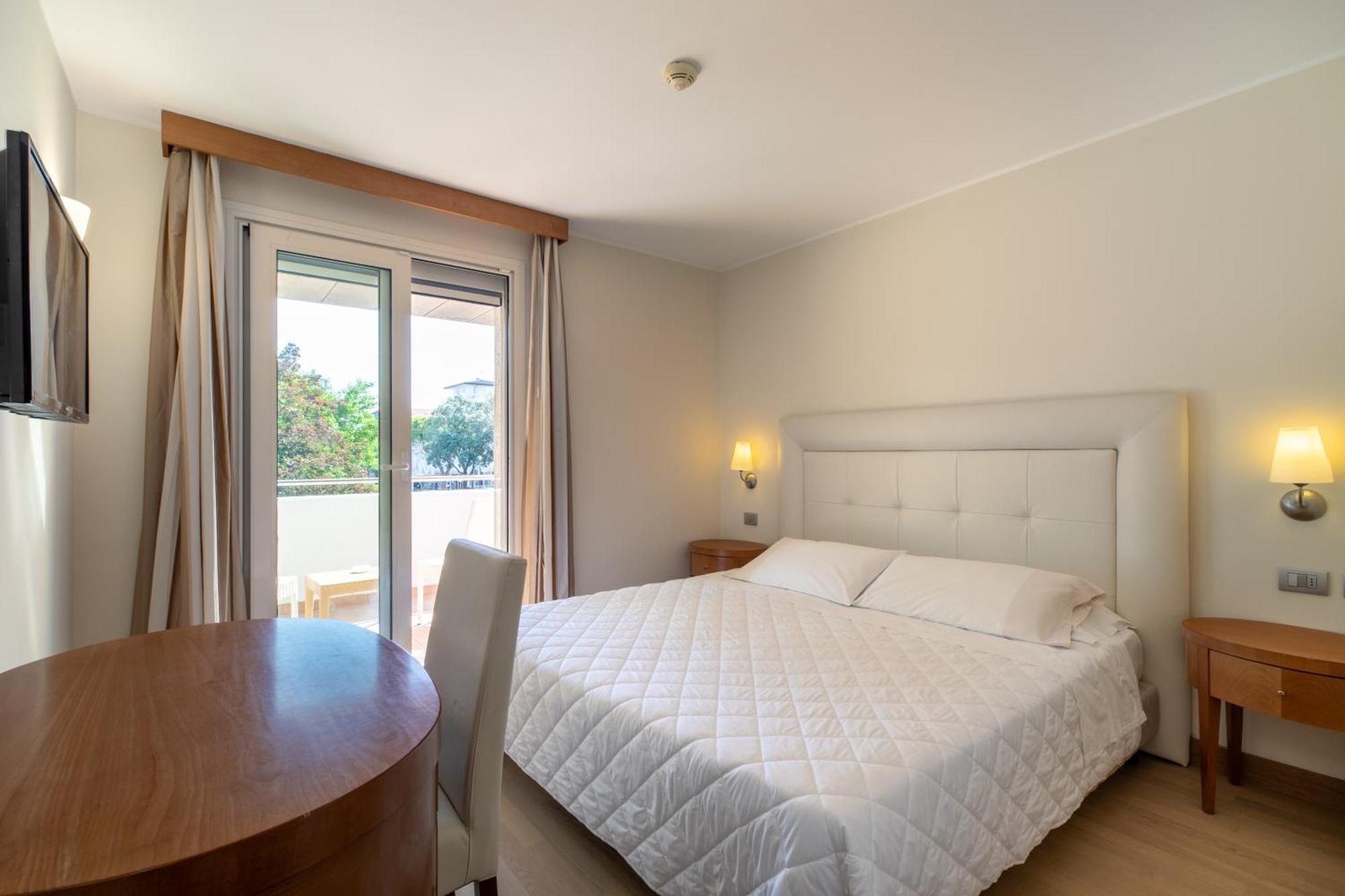 Hotel Villa Doimo Lignano Sabbiadoro Eksteriør bilde