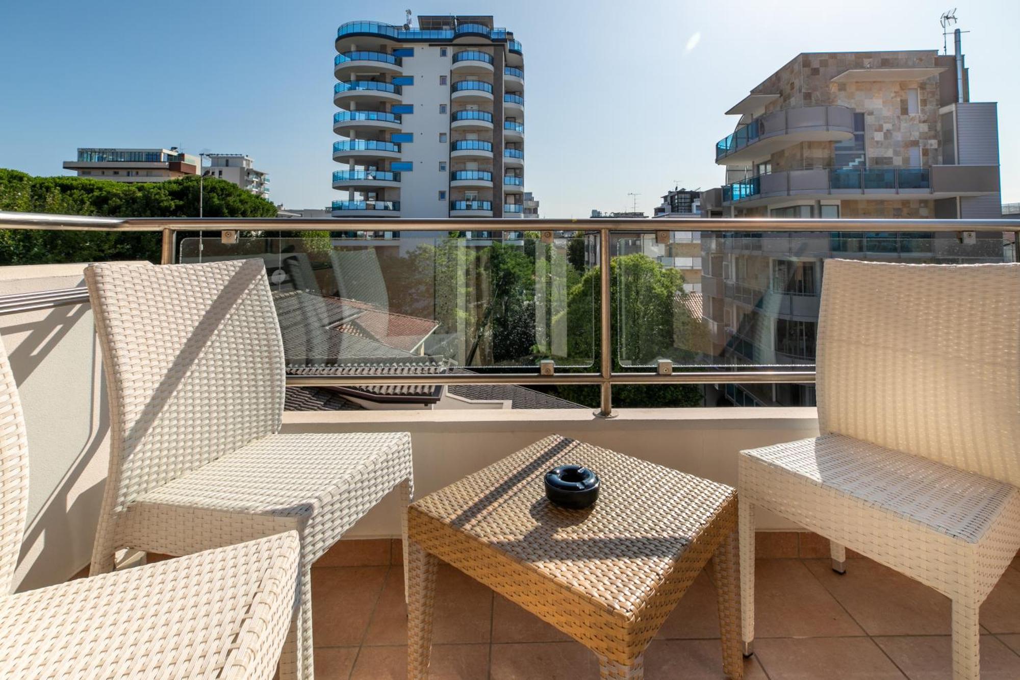 Hotel Villa Doimo Lignano Sabbiadoro Eksteriør bilde