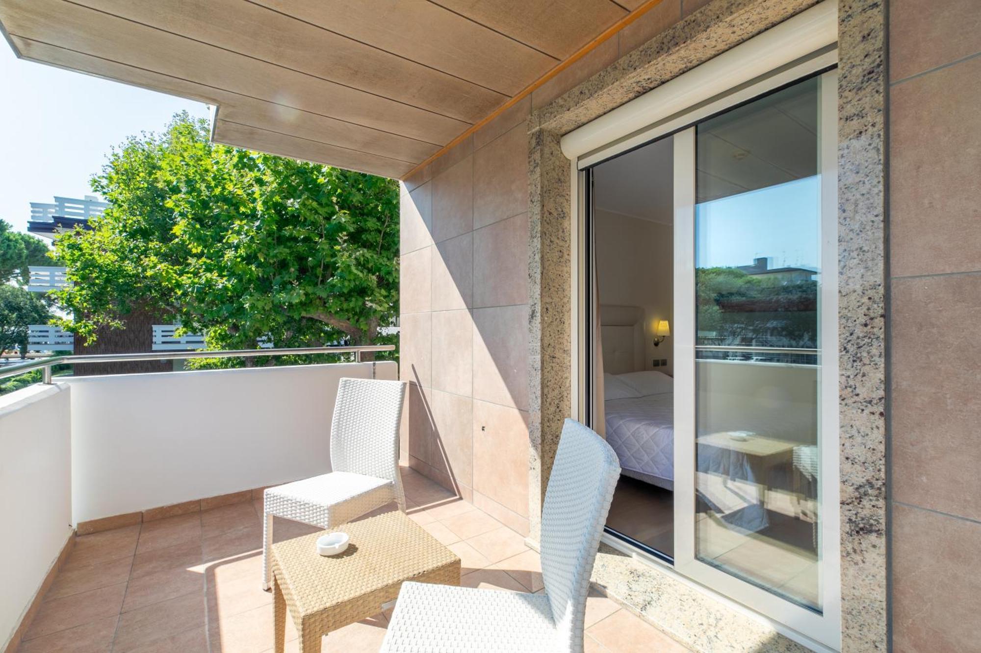 Hotel Villa Doimo Lignano Sabbiadoro Eksteriør bilde