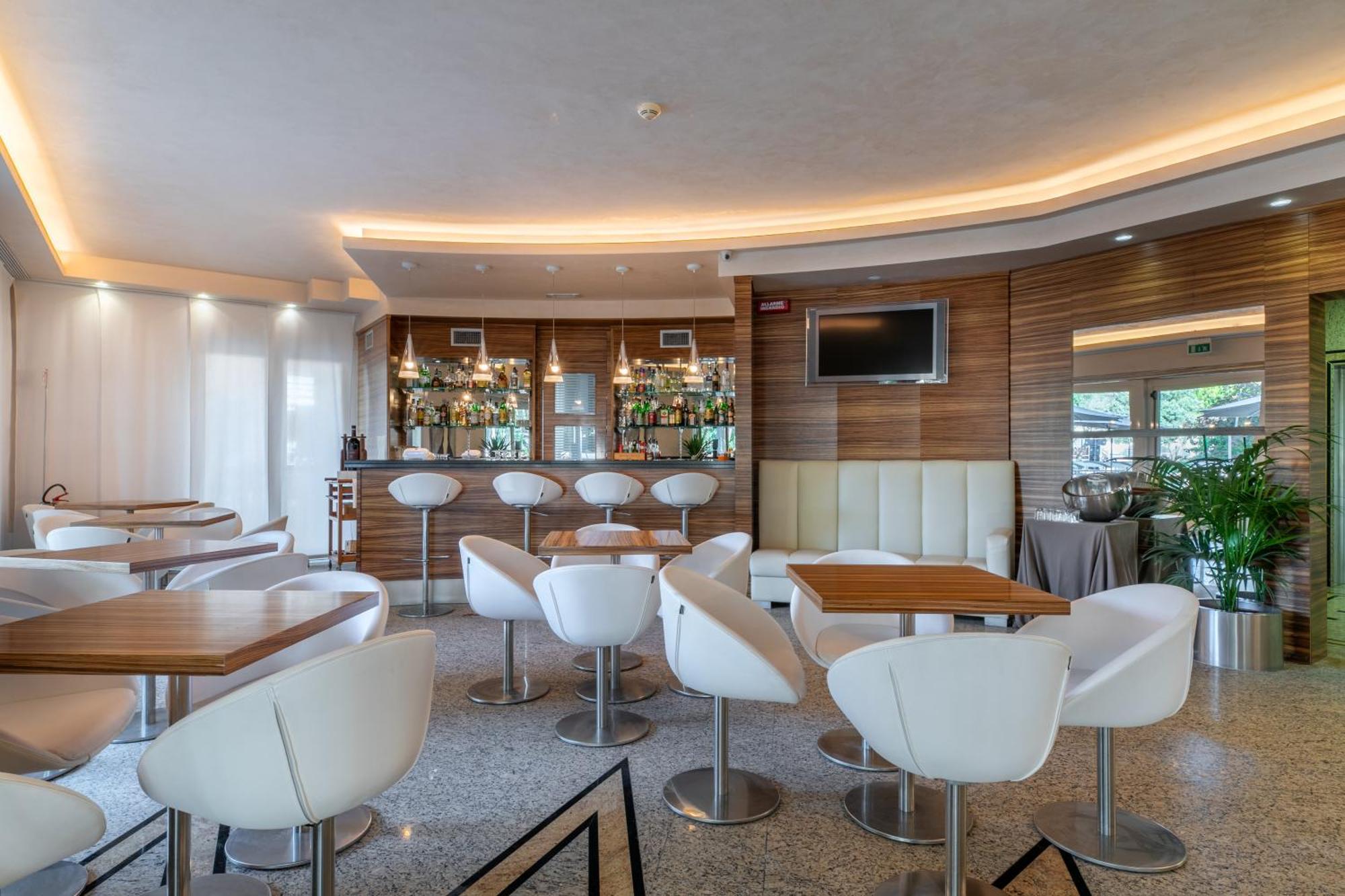 Hotel Villa Doimo Lignano Sabbiadoro Eksteriør bilde